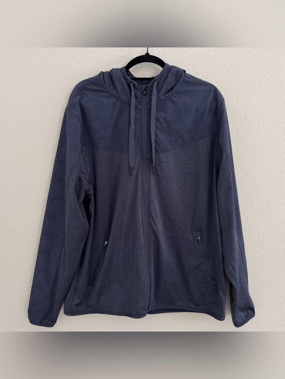 01.ALGO PerformaFlex Lightweight Performance Hooded Jacket Blue Men’s Large